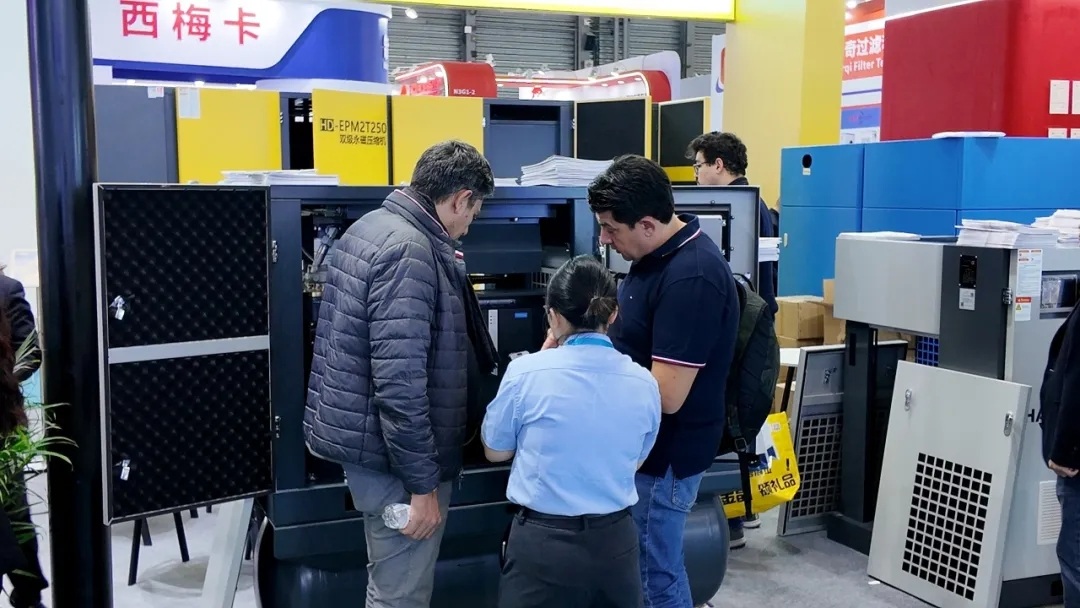 直击现场 | 汉德空压机闪耀2025上海压缩机展，首日盛况空前！